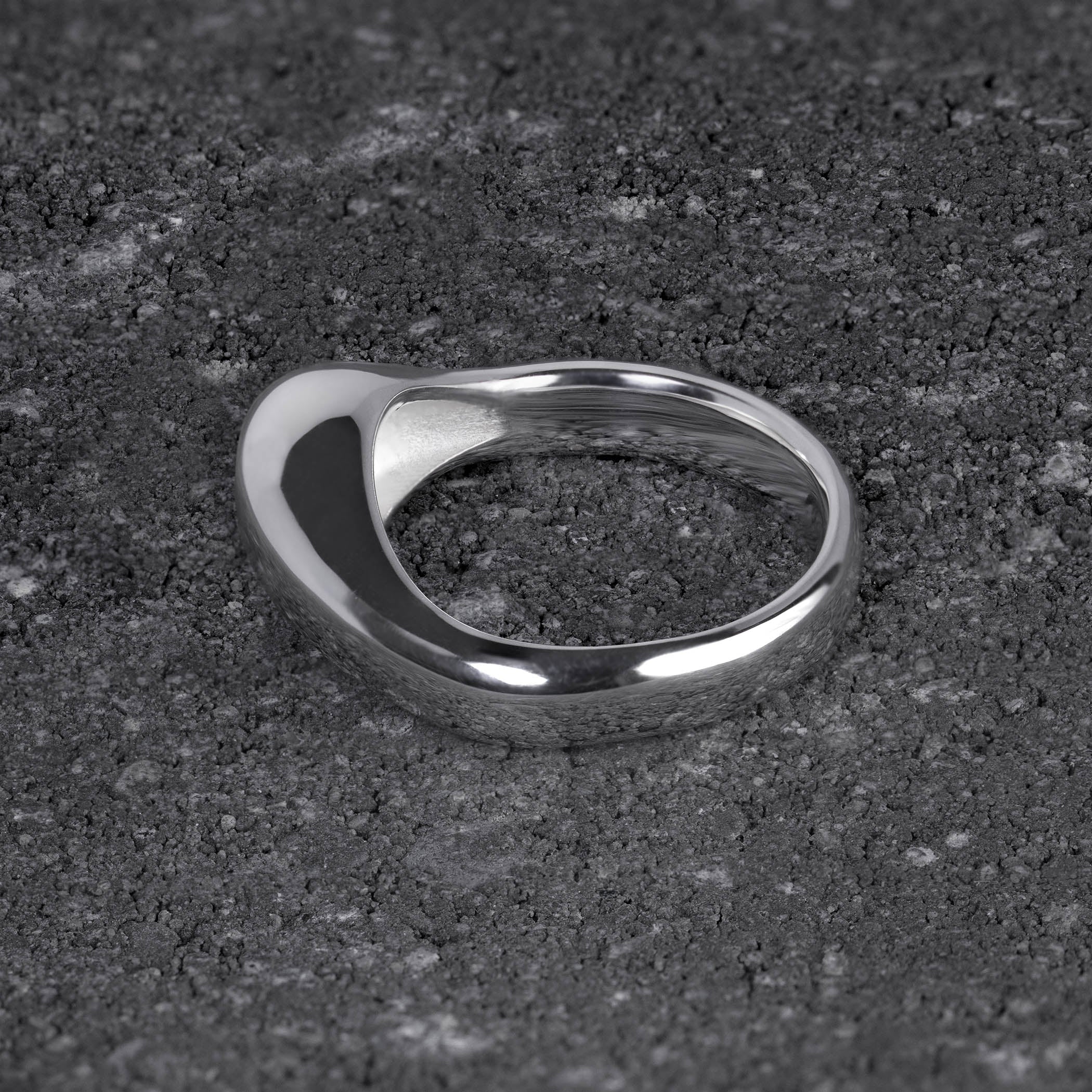 Domed Hollow Ring