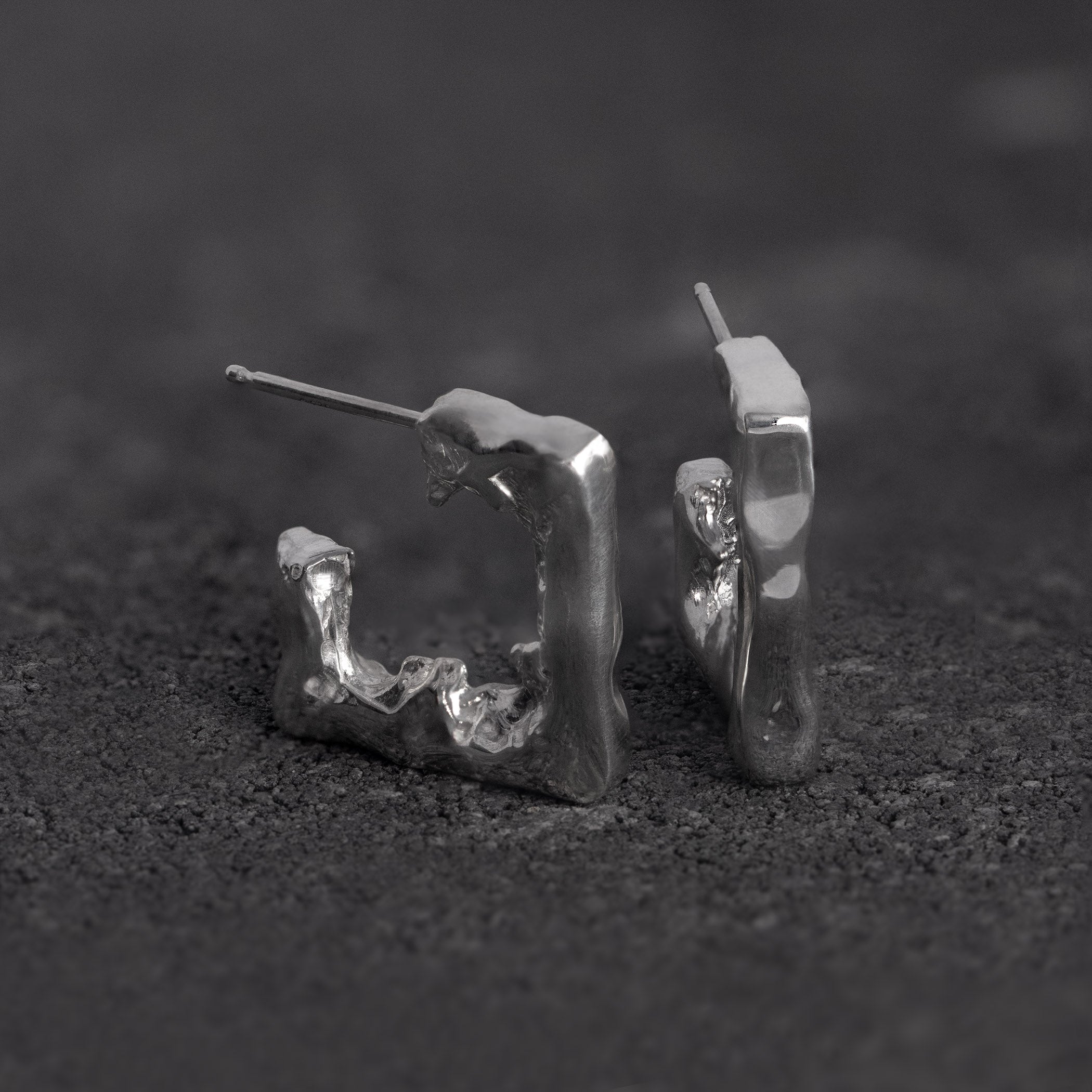 Soft Matrix Square Earring