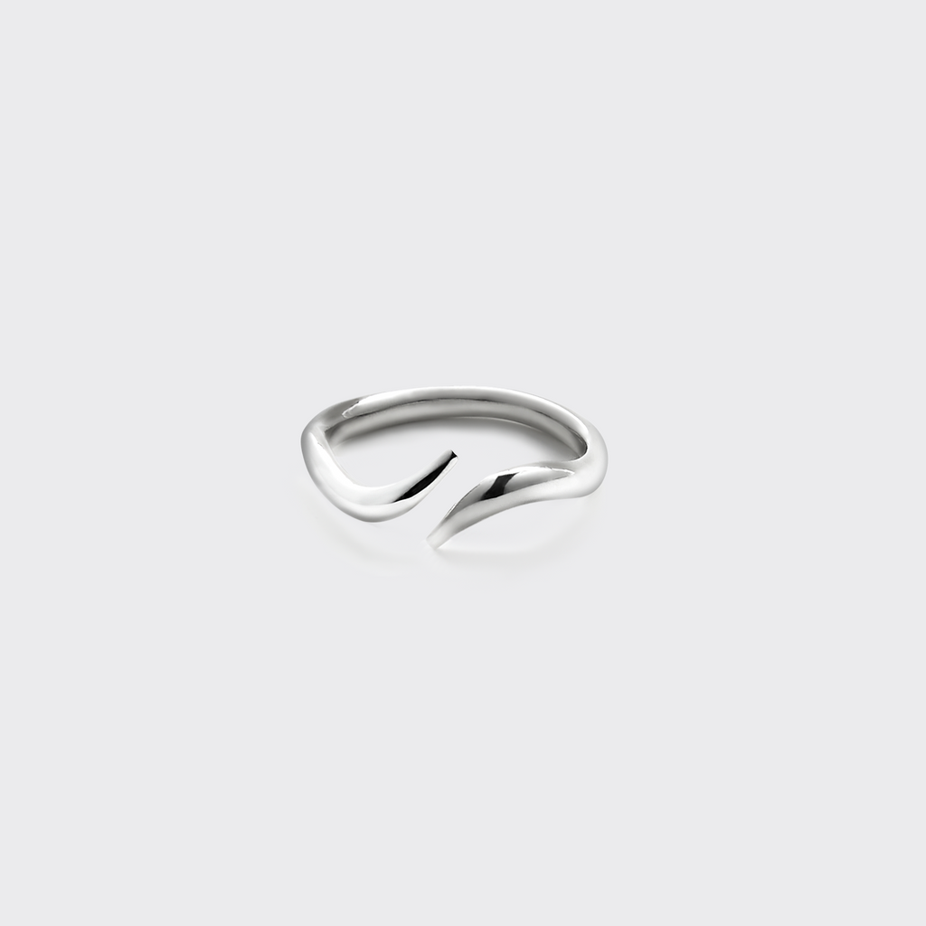 Serpentine Ring