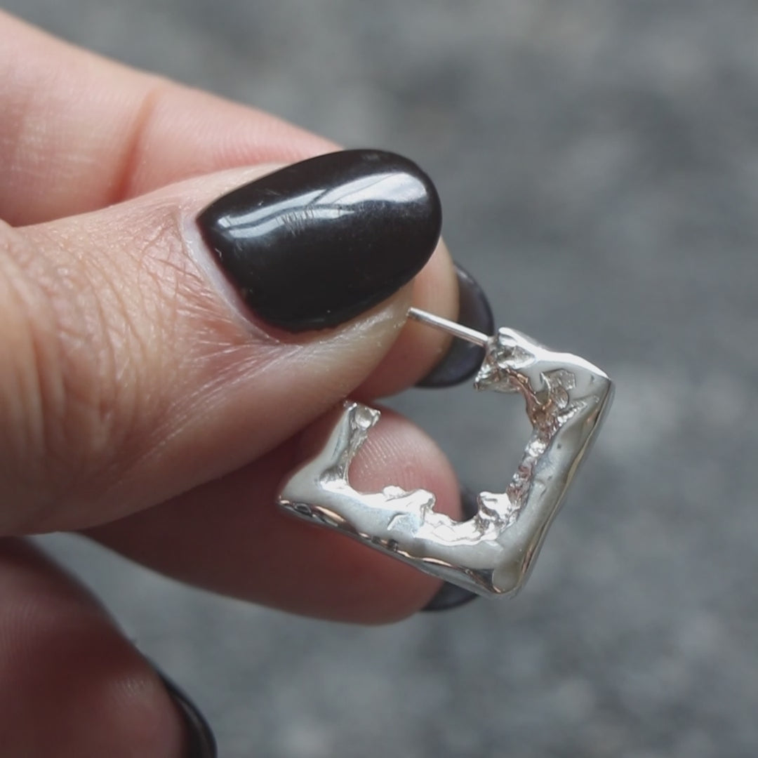 Soft Matrix Square Earring